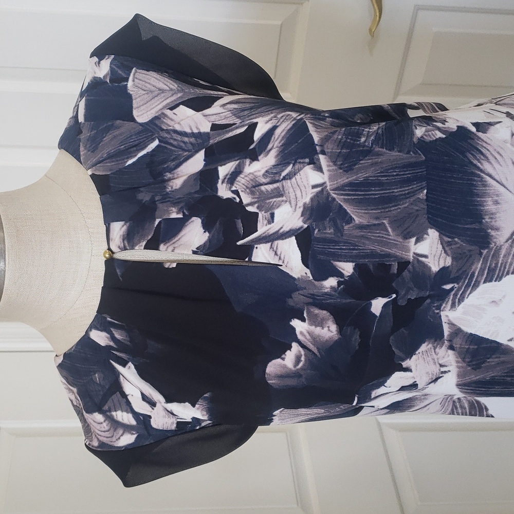 ROBERT RODRIGUEZ Abstract Watercolor Silky Blouse | Sheer Cap Sleeves | MEDIUM - Picture 11 of 15